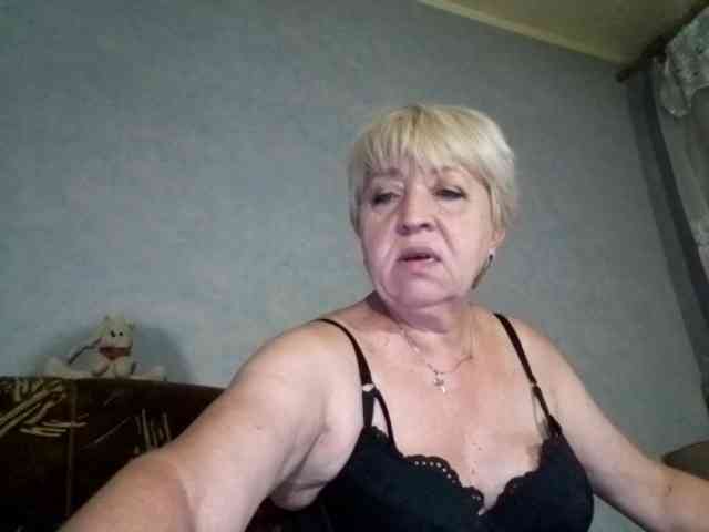 AnjelElinor webcam