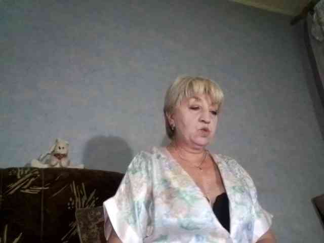 AnjelElinor webcam
