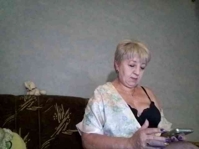 AnjelElinor webcam