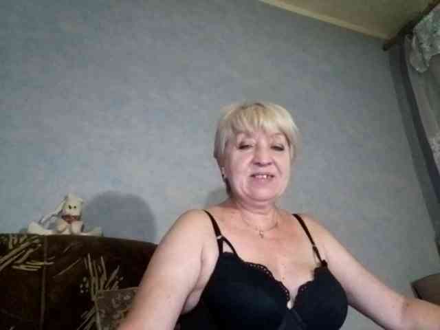 AnjelElinor webcam