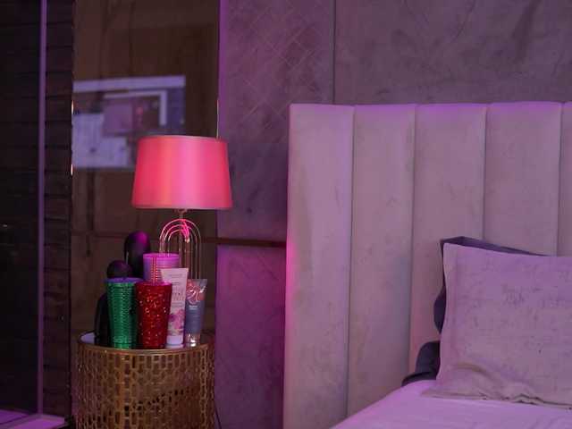 Sex chat gratuit in direct cu RaisaKali pe BongaCams