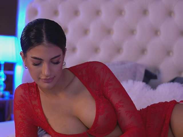 Sex chat gratuit in direct cu RaisaKali pe BongaCams