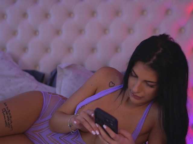 Sex chat gratuit in direct cu RaisaKali pe BongaCams
