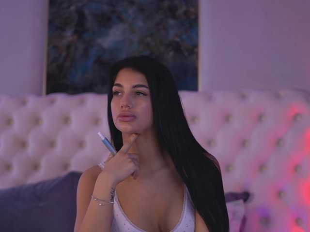 Sex chat gratuit in direct cu RaisaKali pe BongaCams