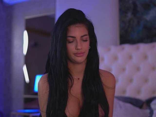 Sex chat gratuit in direct cu RaisaKali pe BongaCams
