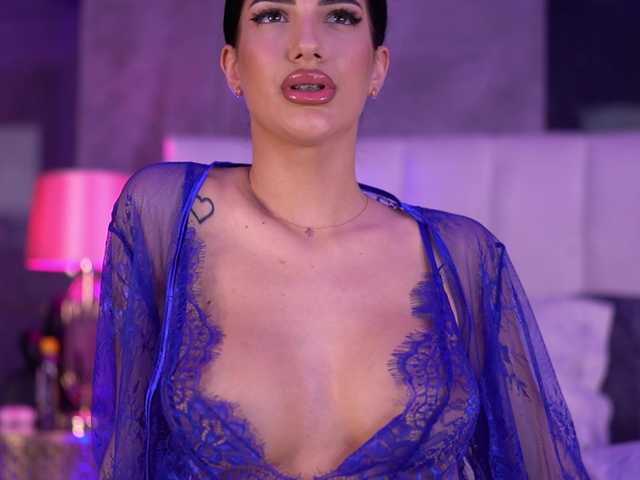 Sex chat gratuit in direct cu RaisaKali pe BongaCams