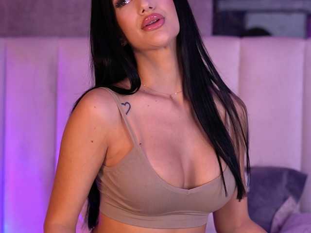 Sex chat gratuit in direct cu RaisaKali pe BongaCams