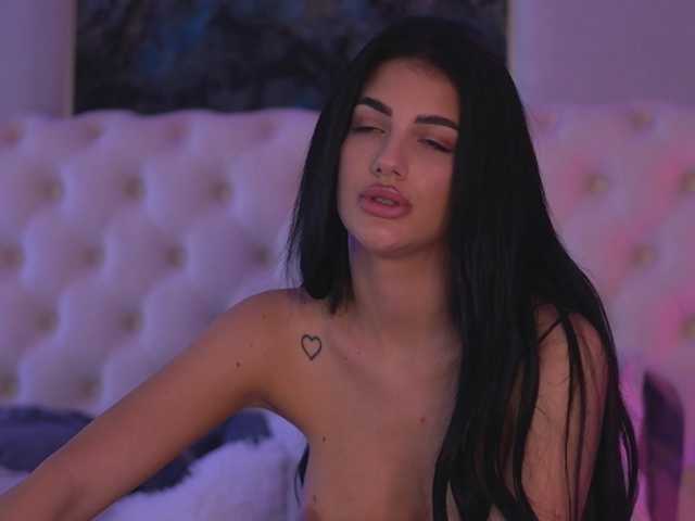 Sex chat gratuit in direct cu RaisaKali pe BongaCams