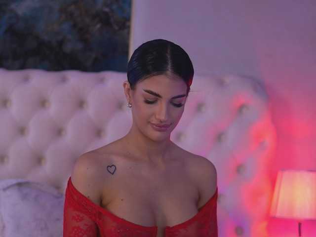 Sex chat gratuit in direct cu RaisaKali pe BongaCams