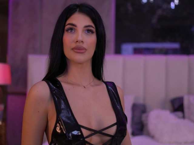 Sex chat gratuit in direct cu RaisaKali pe BongaCams