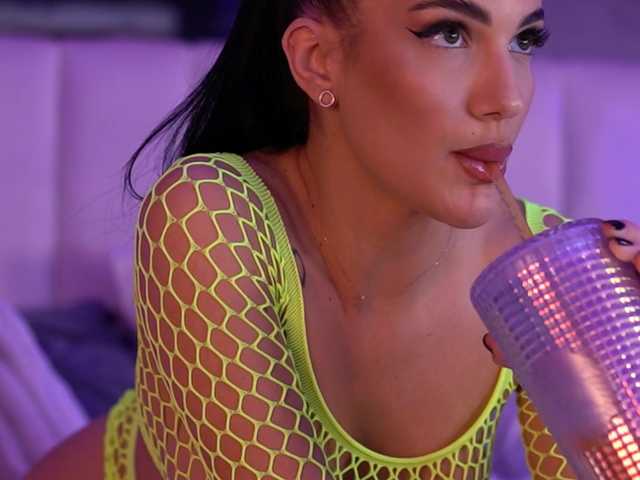 Sex chat gratuit in direct cu RaisaKali pe BongaCams