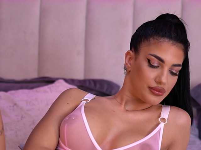 Sex chat gratuit in direct cu RaisaKali pe BongaCams