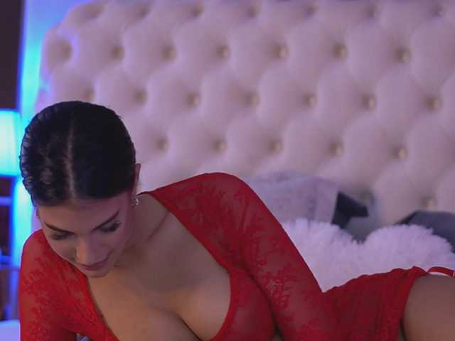 Sex chat gratuit in direct cu RaisaKali pe BongaCams