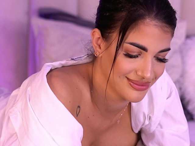 Sex chat gratuit in direct cu RaisaKali pe BongaCams