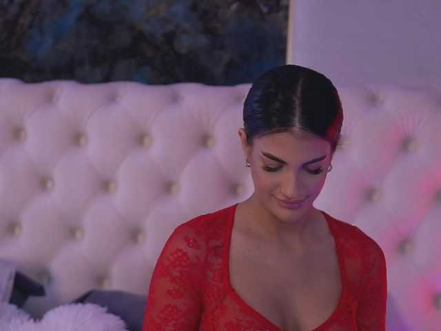 Sex chat gratuit in direct cu RaisaKali pe BongaCams