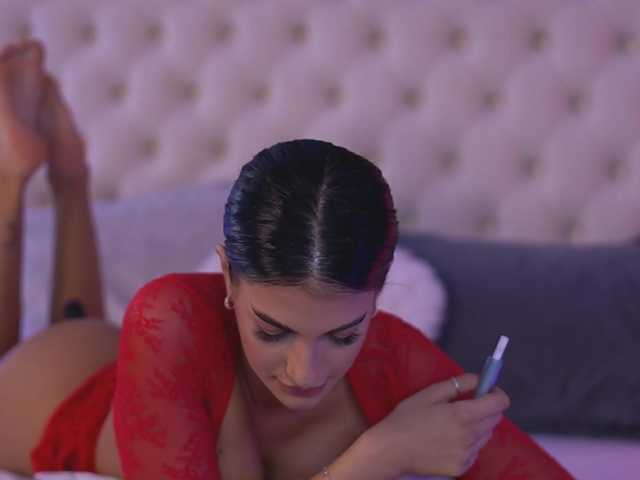 Sex chat gratuit in direct cu RaisaKali pe BongaCams