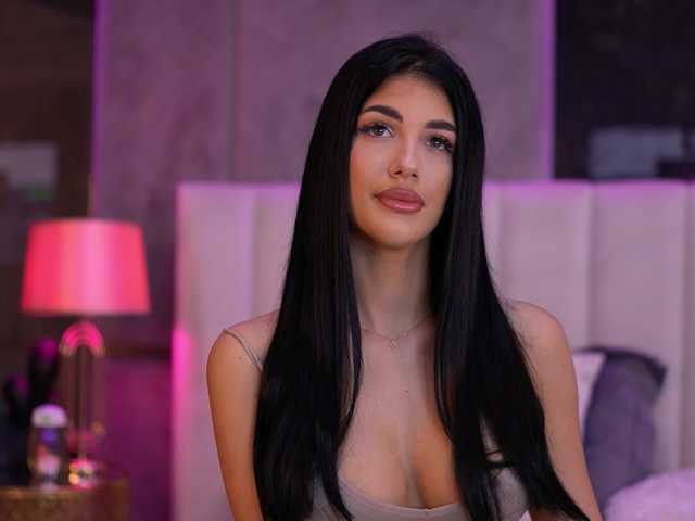 Sex chat gratuit in direct cu RaisaKali pe BongaCams