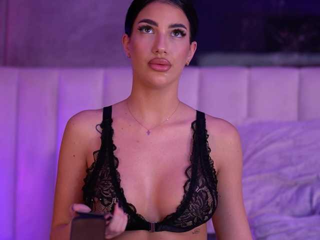 Sex chat gratuit in direct cu RaisaKali pe BongaCams