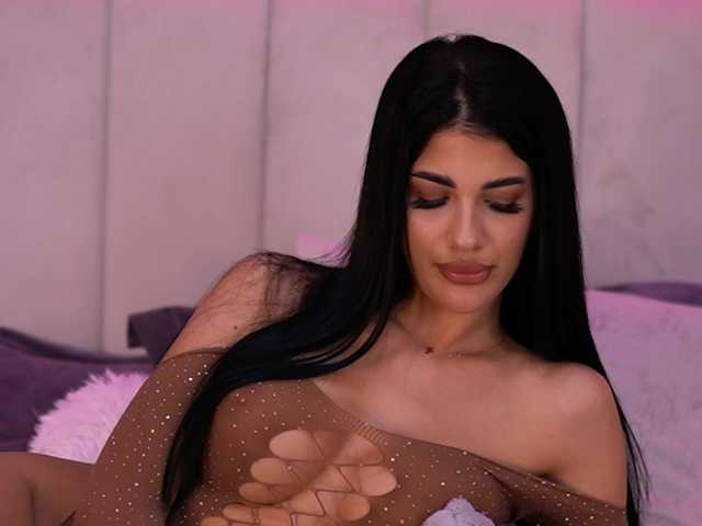 Sex chat gratuit in direct cu RaisaKali pe BongaCams