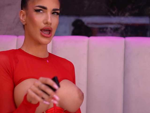 Sex chat gratuit in direct cu RaisaKali pe BongaCams