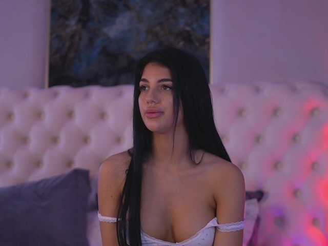 Sex chat gratuit in direct cu RaisaKali pe BongaCams