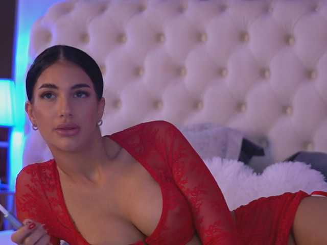 Sex chat gratuit in direct cu RaisaKali pe BongaCams