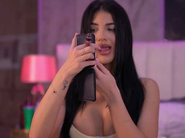 RaisaKali's BongaCams show and profile