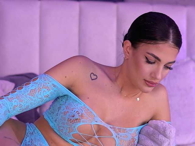 Sex chat gratuit in direct cu RaisaKali pe BongaCams
