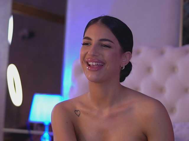 Sex chat gratuit in direct cu RaisaKali pe BongaCams