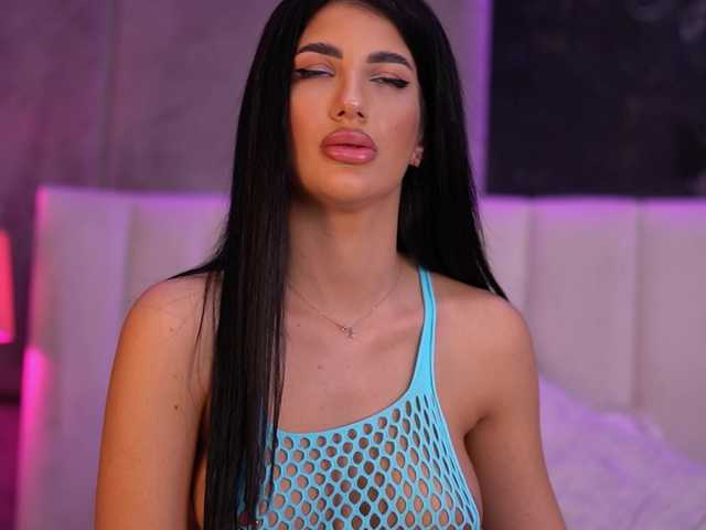 Sex chat gratuit in direct cu RaisaKali pe BongaCams