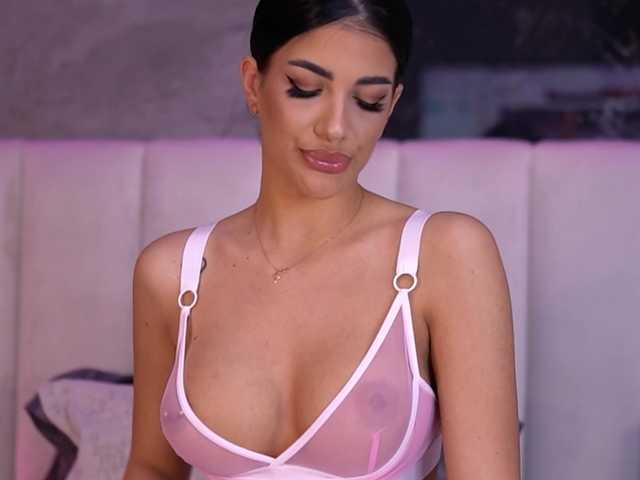 Sex chat gratuit in direct cu RaisaKali pe BongaCams