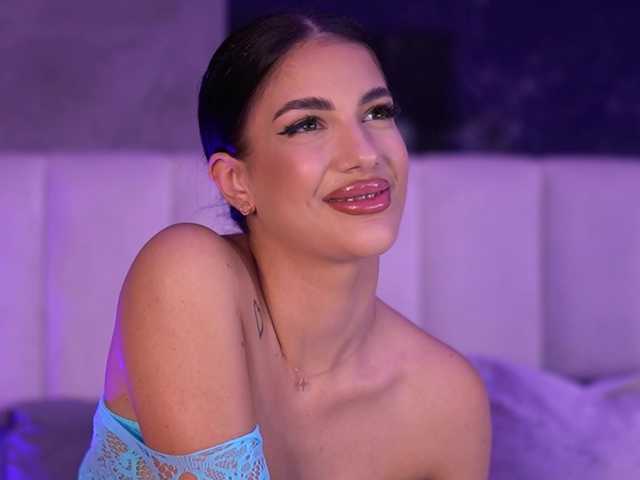 Sex chat gratuit in direct cu RaisaKali pe BongaCams