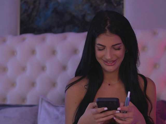 Sex chat gratuit in direct cu RaisaKali pe BongaCams