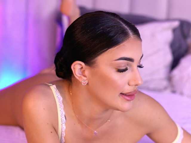 Sex chat gratuit in direct cu RaisaKali pe BongaCams