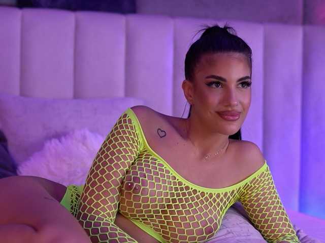 Sex chat gratuit in direct cu RaisaKali pe BongaCams