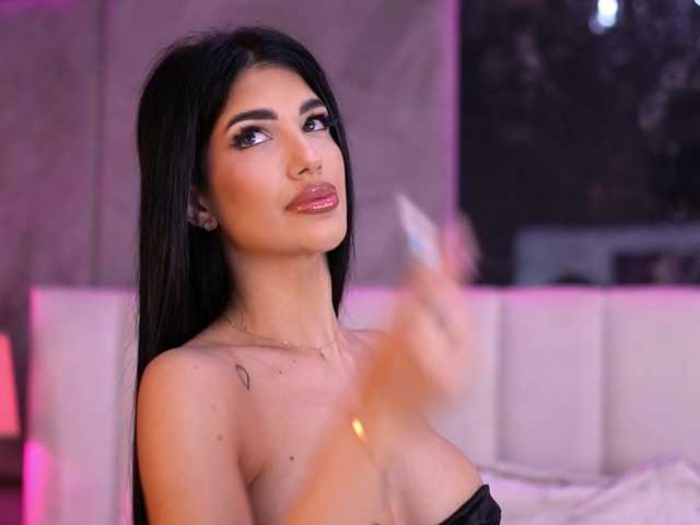 Sex chat gratuit in direct cu RaisaKali pe BongaCams