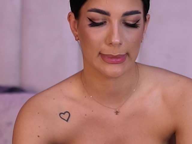 Sex chat gratuit in direct cu RaisaKali pe BongaCams