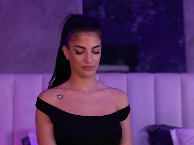 Sex chat gratuit in direct cu RaisaKali pe BongaCams