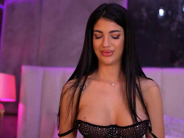 Sex chat gratuit in direct cu RaisaKali pe BongaCams