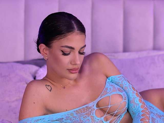 Sex chat gratuit in direct cu RaisaKali pe BongaCams