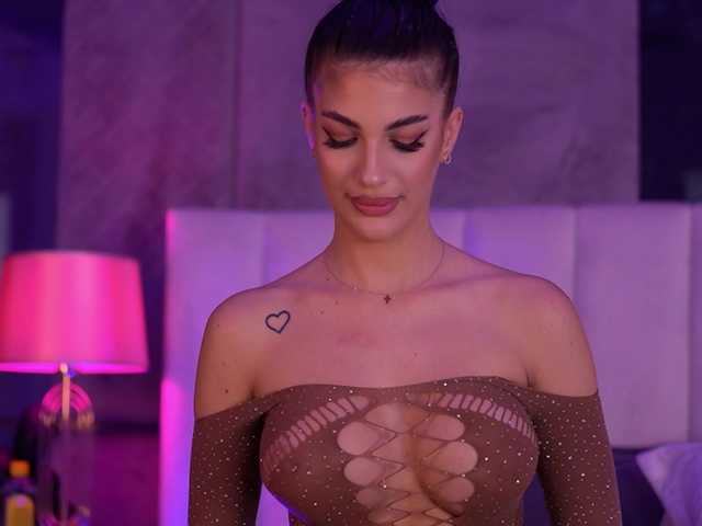 Sex chat gratuit in direct cu RaisaKali pe BongaCams