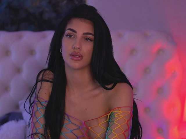 Sex chat gratuit in direct cu RaisaKali pe BongaCams