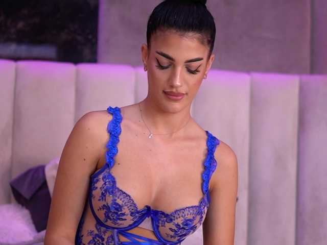 Sex chat gratuit in direct cu RaisaKali pe BongaCams