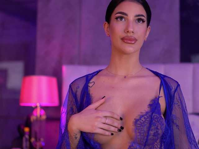 Sex chat gratuit in direct cu RaisaKali pe BongaCams