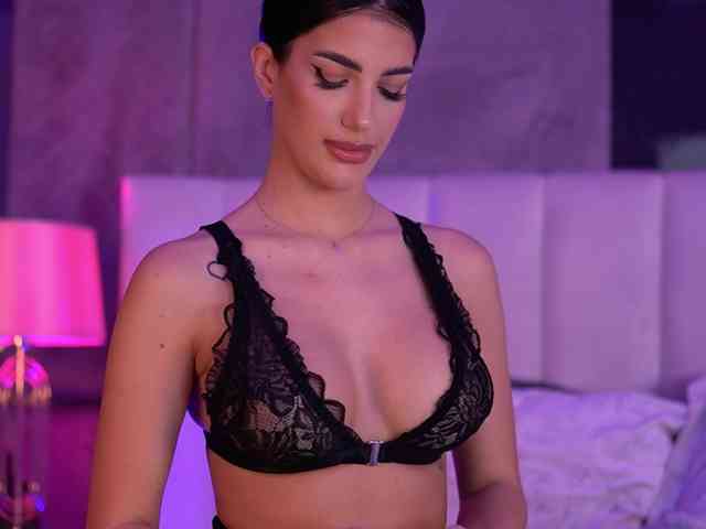 RaisaKali Live Webcam on BongaCams