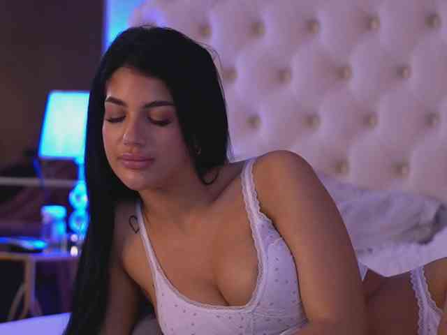 RaisaKali Live Webcam on BongaCams