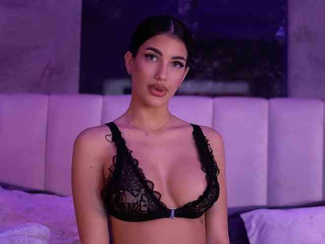 RaisaKali Live Webcam on BongaCams