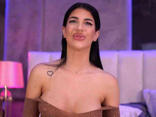 RaisaKali Live Webcam on BongaCams