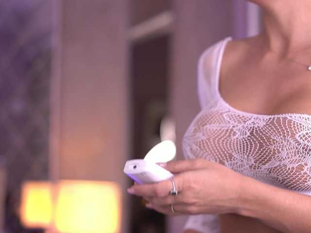 Sex chat gratuit in direct cu BlairSander pe BongaCams