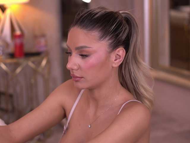 Sex chat gratuit in direct cu BlairSander pe BongaCams